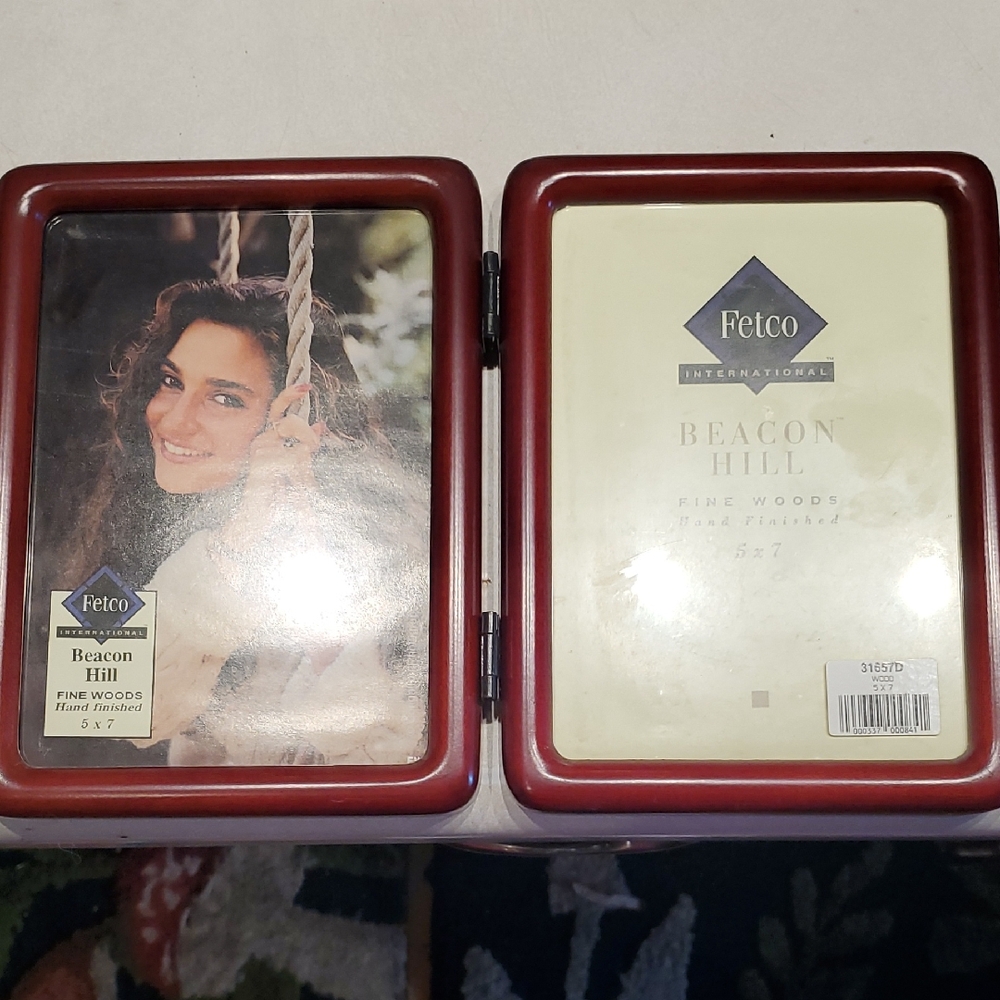 Fetco 5 X 7 Wooden Picture Frame